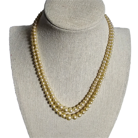 VINTAGE graduated glass pearls double strand with rhinestone clasp - Picture 1 of 7
